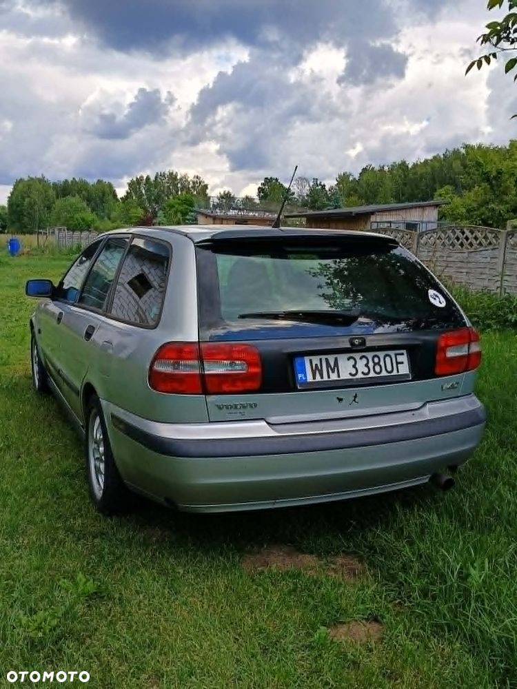 Volvo V40 1.8 Edition - 4