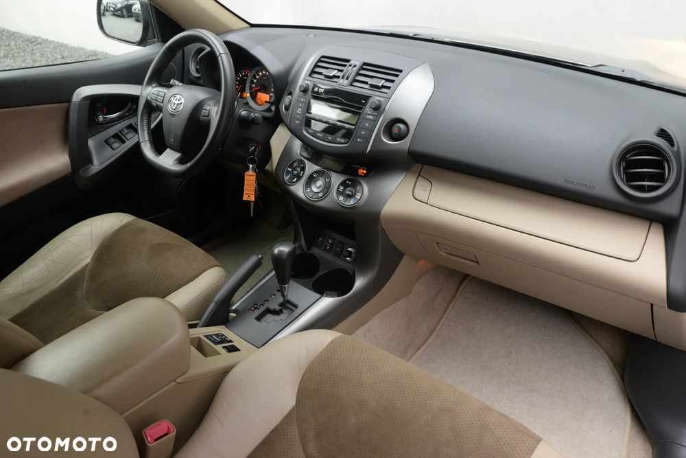 Toyota RAV4 2.0 VVT-i Premium MS - 35