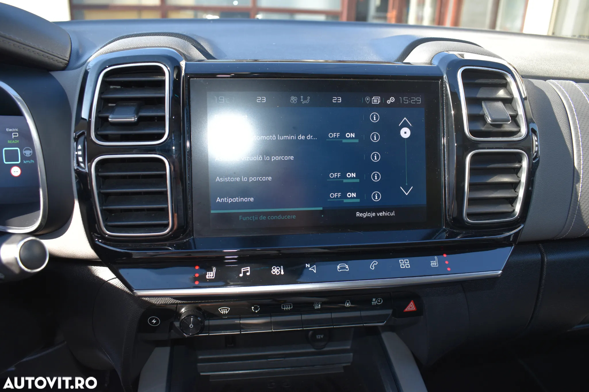 Citroën C5 Aircross Hybrid 225 e.EAT8 SHINE PACK - 9