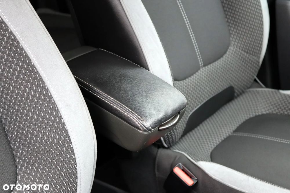 Renault Captur ENERGY TCe 120 EDC Bose Edition - 24