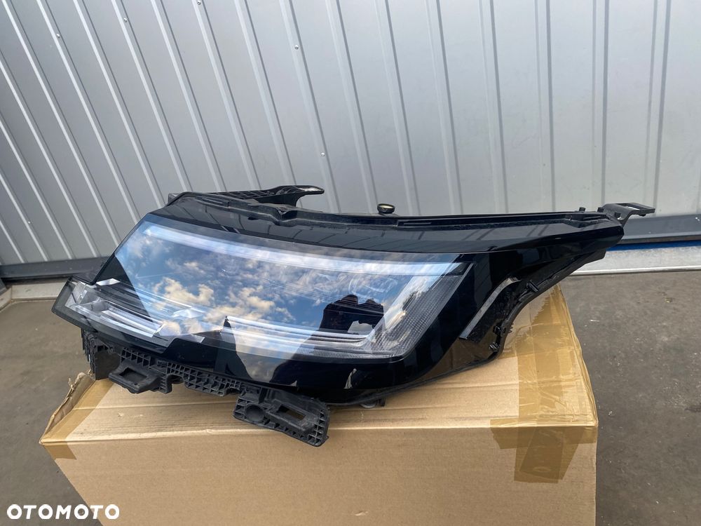 Land Rover RANGE ROVER VOGUE L460 LAMPA PRZEDNIA LEWA REFLEKTOR LEWY PRZEDNI PRZÓD FULL LED full ledowy 11+3 piny fulled M8E2-13W030-EK   M8E213W030EK  M8E2 13W030 EK  1210.509.0000  300474909  151200159358 12105090000  L 460 - 7
