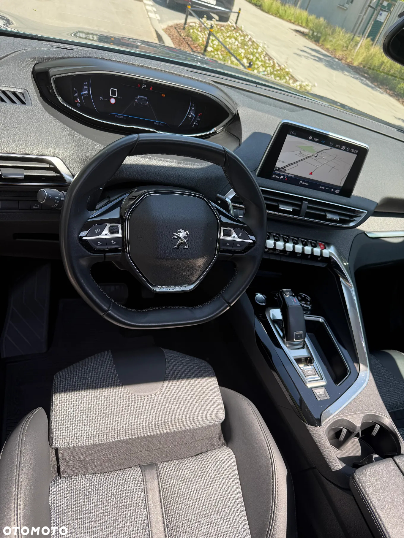 Peugeot 5008 1.5 BlueHDI Allure S&S EAT8 - 6