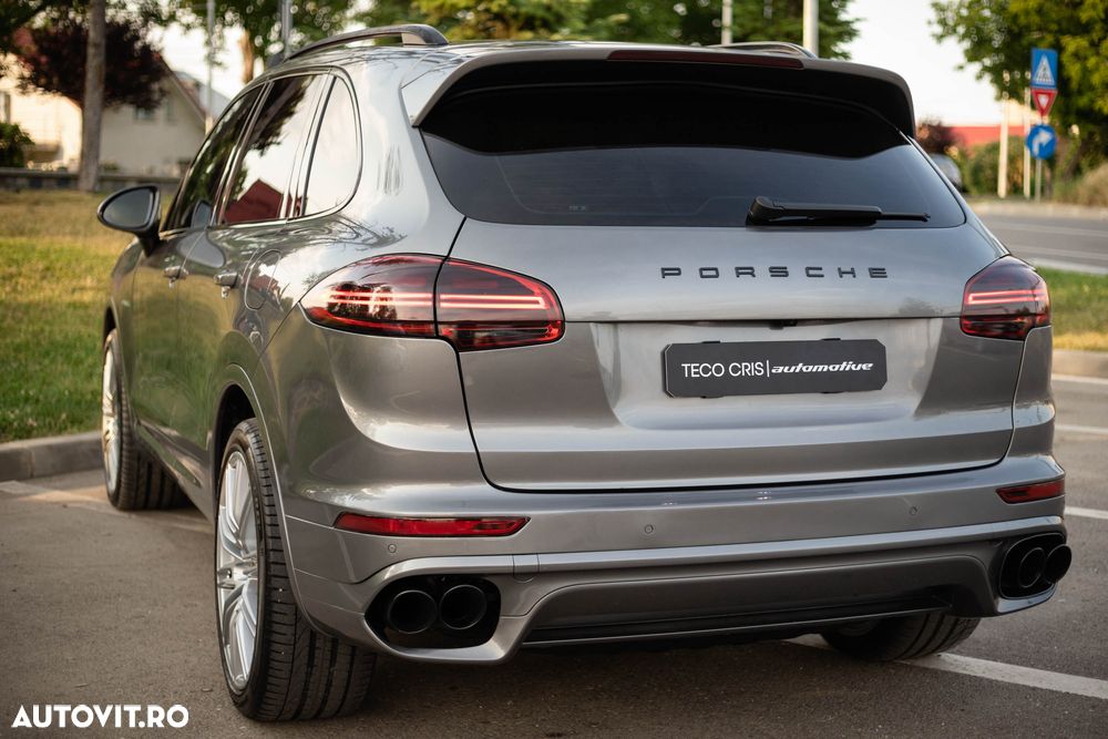 Porsche Cayenne - 29