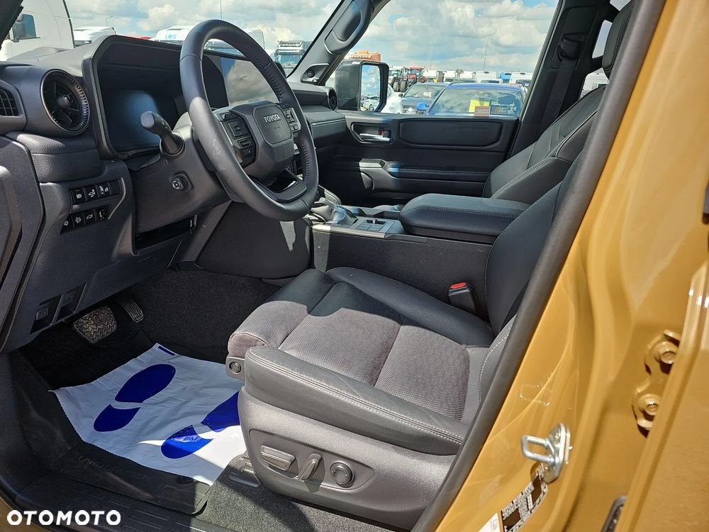 Toyota Land Cruiser LC 2.8 D-4D First Edition - 26