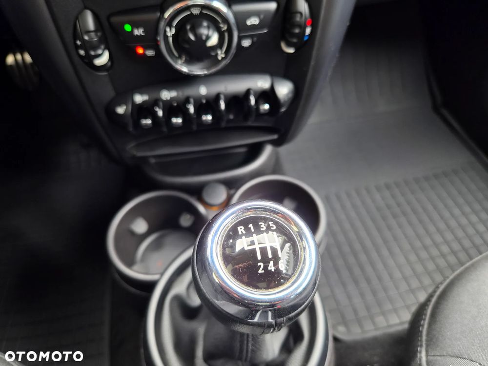 MINI Countryman Cooper SD All4 - 19