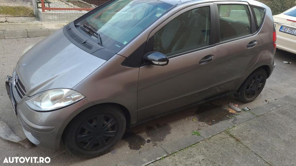 dezmembrez mercedes a class - 3