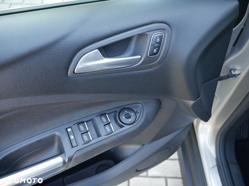 Ford C-MAX 2.0 TDCi Start-Stop-System Titanium - 23