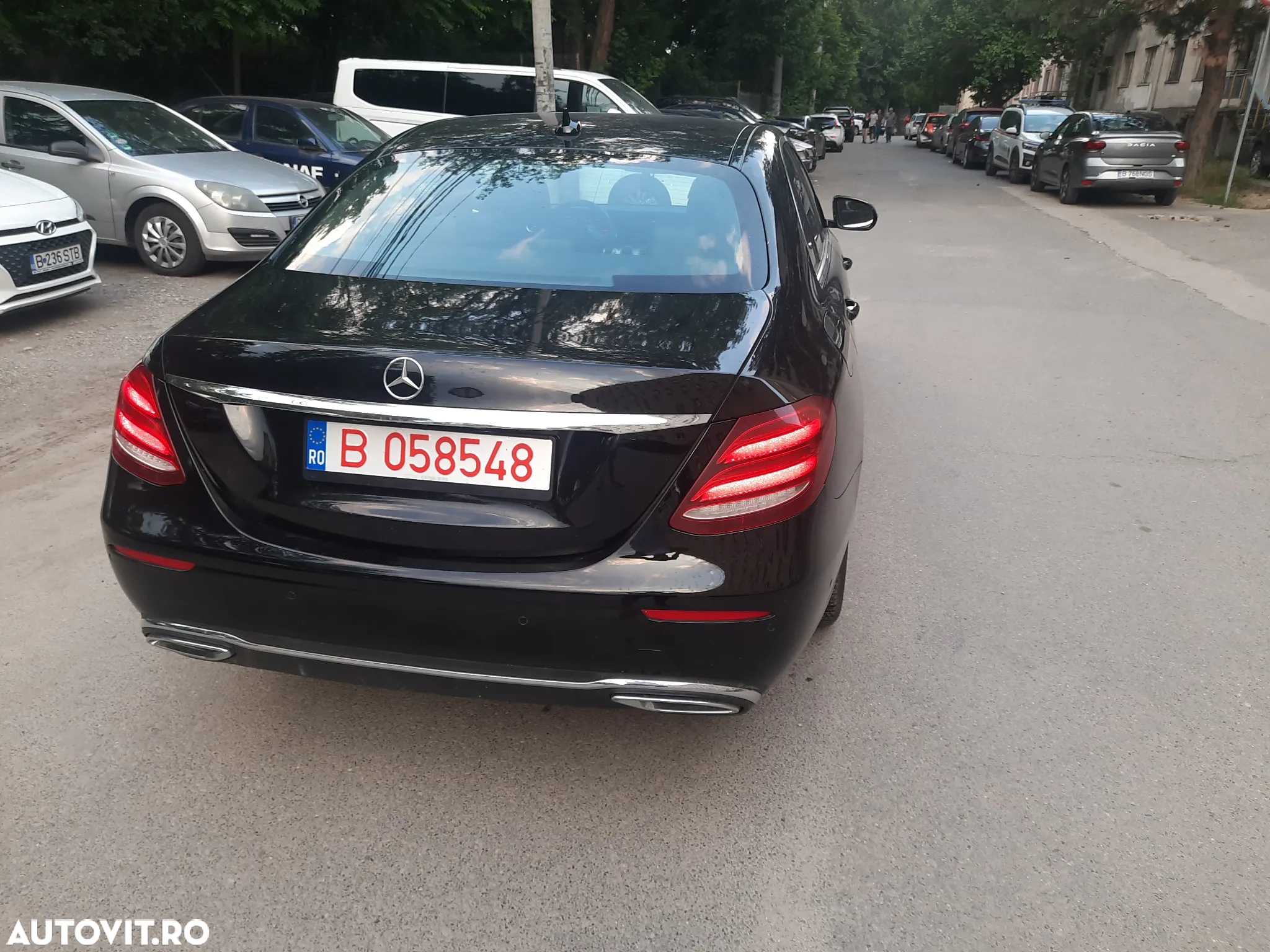 Mercedes-Benz E 200 d T 9G-TRONIC Avantgarde - 5