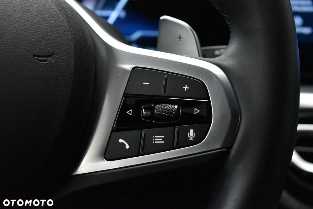 BMW Seria 3 - 13