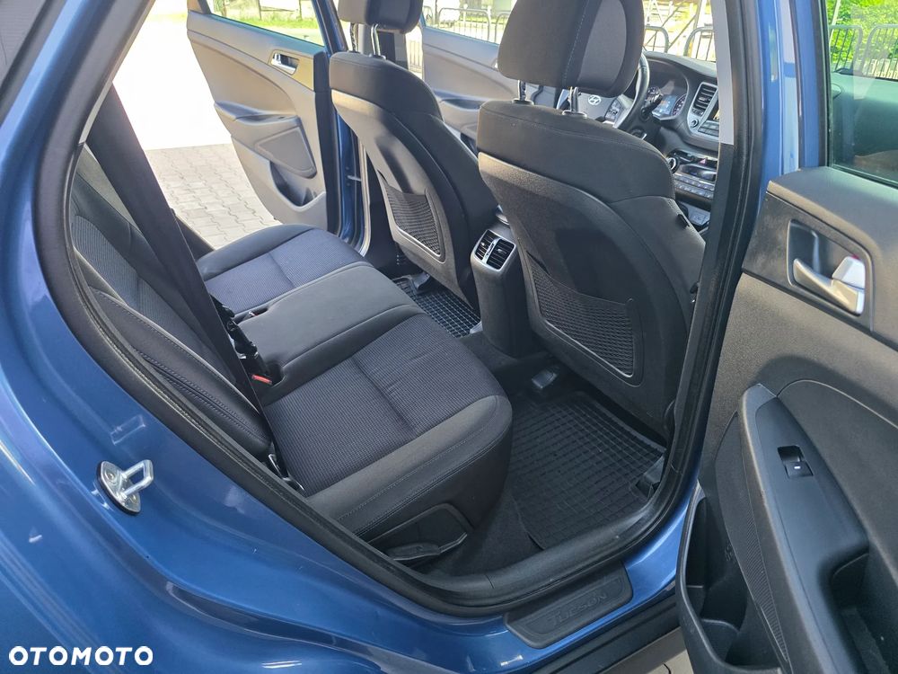 Hyundai Tucson blue 1.6 GDi 2WD Navi - 16