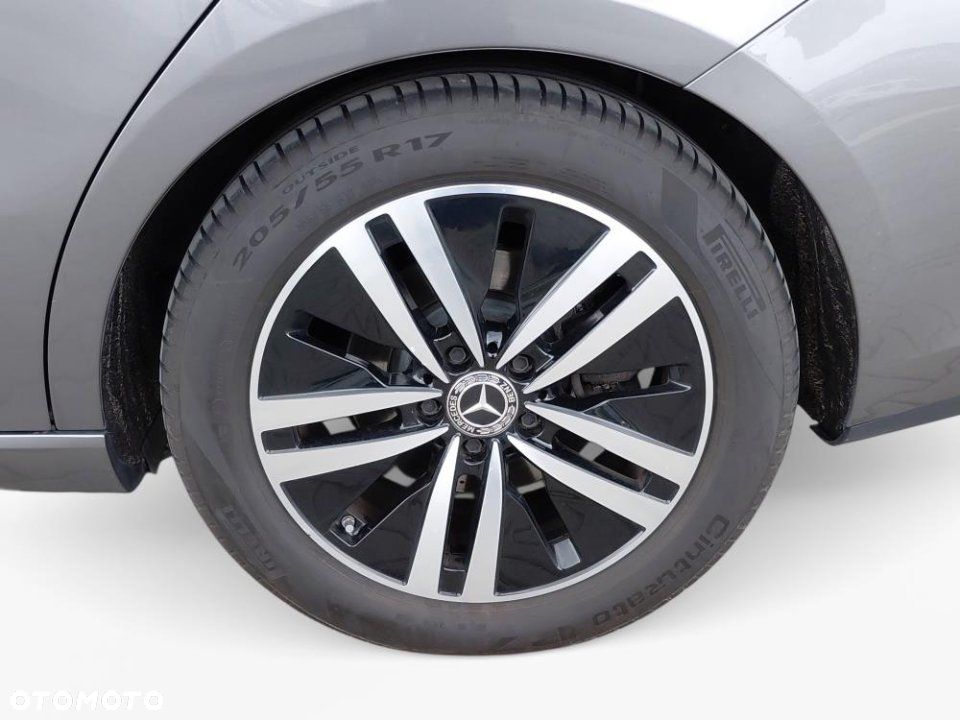 Mercedes-Benz CLA - 10