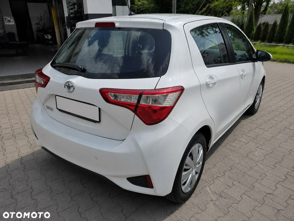 Toyota Yaris - 6