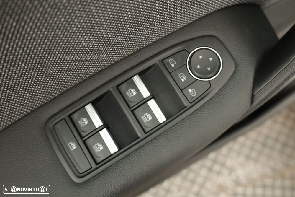 Renault Captur 1.0 TCe Techno - 20