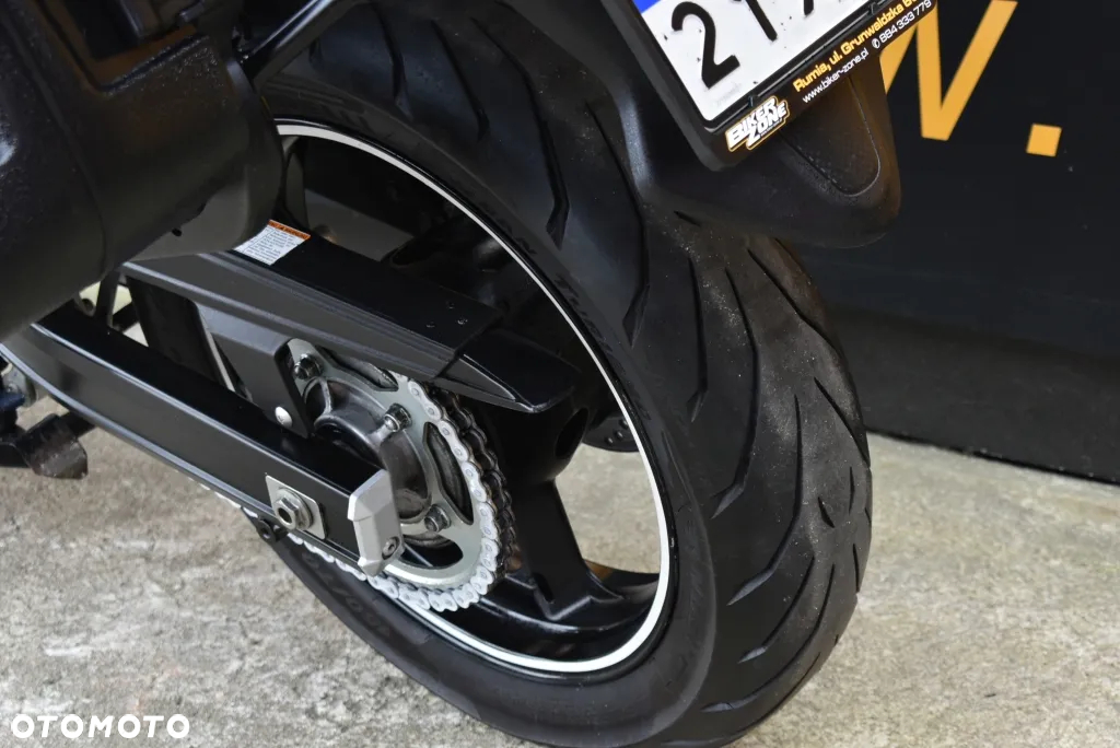 Suzuki V-STROM - 15