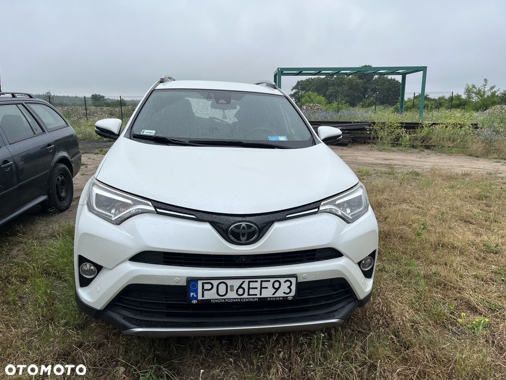 Toyota RAV4 2.0 D-4D Prestige 4x2 - 2
