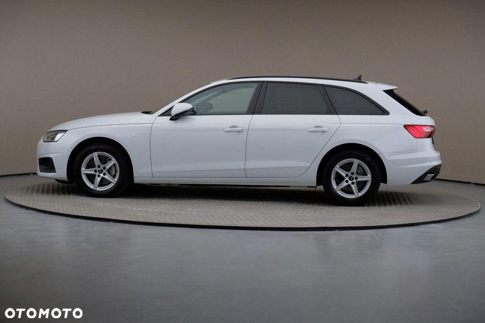 Audi A4 Avant - 4