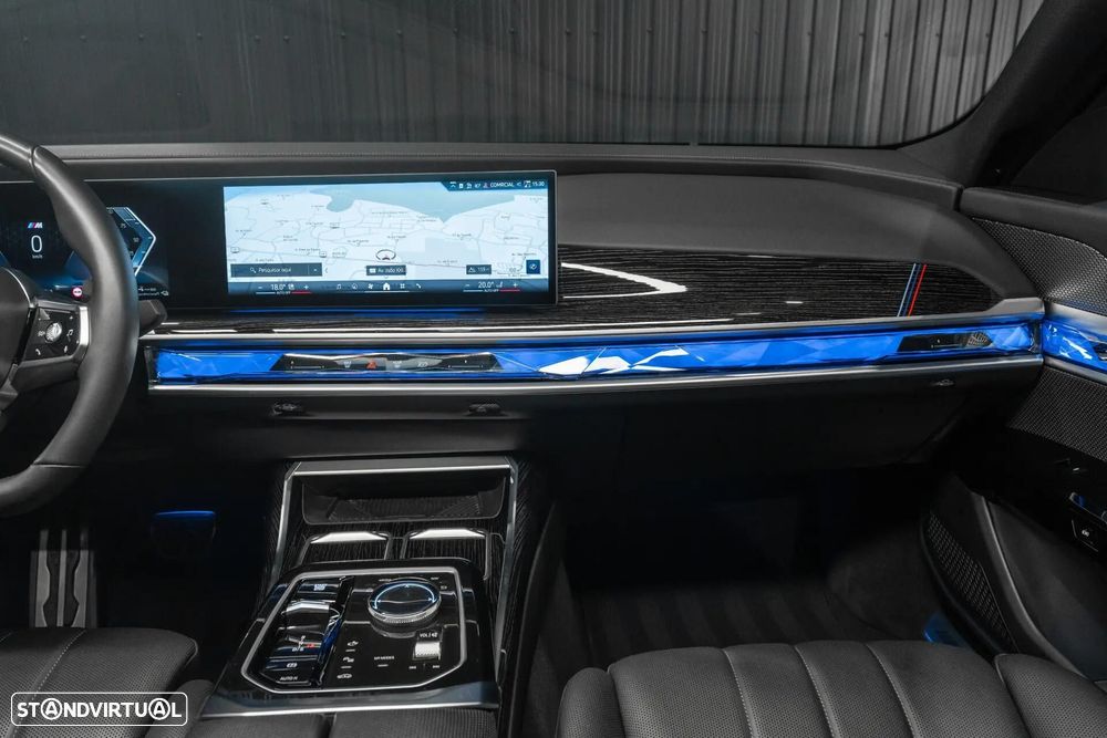 BMW 750 750e xDrive Pack Desportivo M - 9
