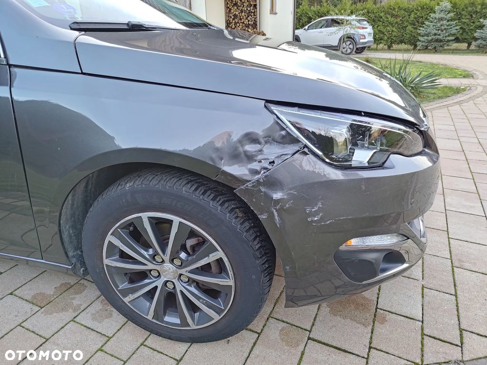 Peugeot 308 - 11