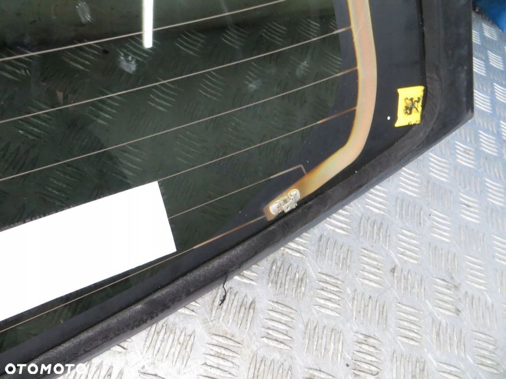 SUZUKI VITARA III SZYBA KLAPY BAGAŻNIKA 14- - 3