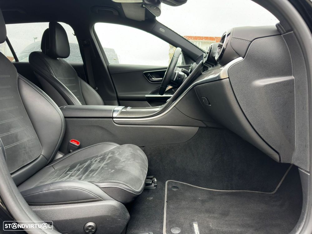 Mercedes-Benz C 220 d AMG Line - 26