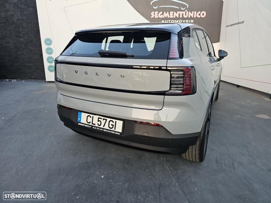 Volvo EX30 69 kWh Single Motor Extended Range Plus - 14