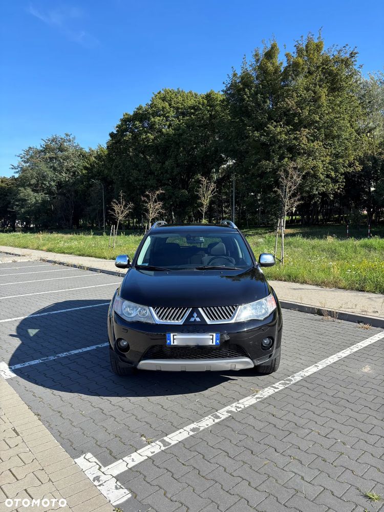 Mitsubishi Outlander 2.0 DID Intense + - 2