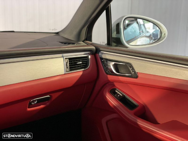 Porsche Macan Standard - 41