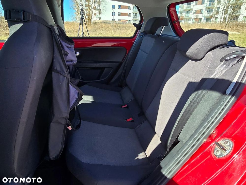 Volkswagen up! 1.0 move - 15