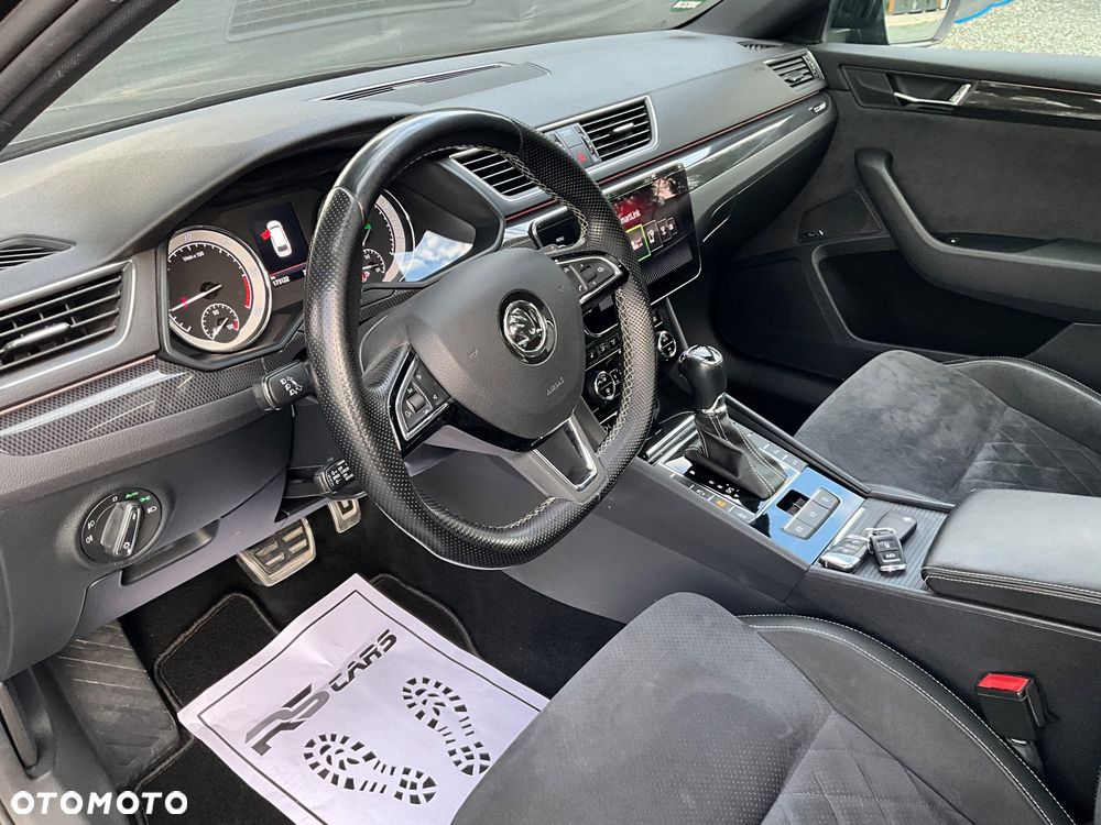 Skoda Superb 2.0 TDI DSG Sportline - 21