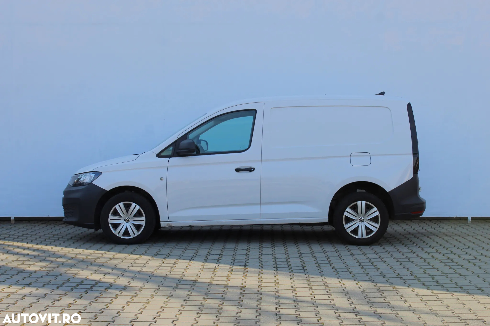 Volkswagen Caddy Cargo 2.0 TDI 75 kW - 2
