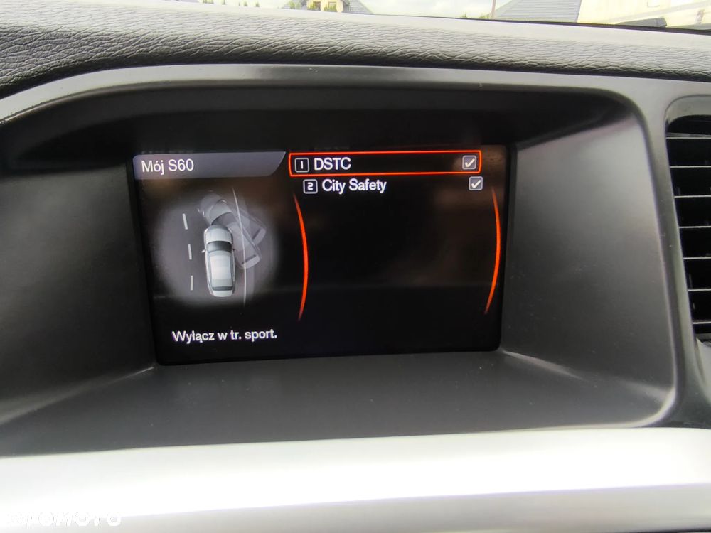 Volvo S60 D3 Momentum - 30