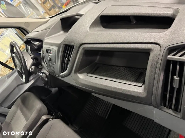 Ford Transit - 7