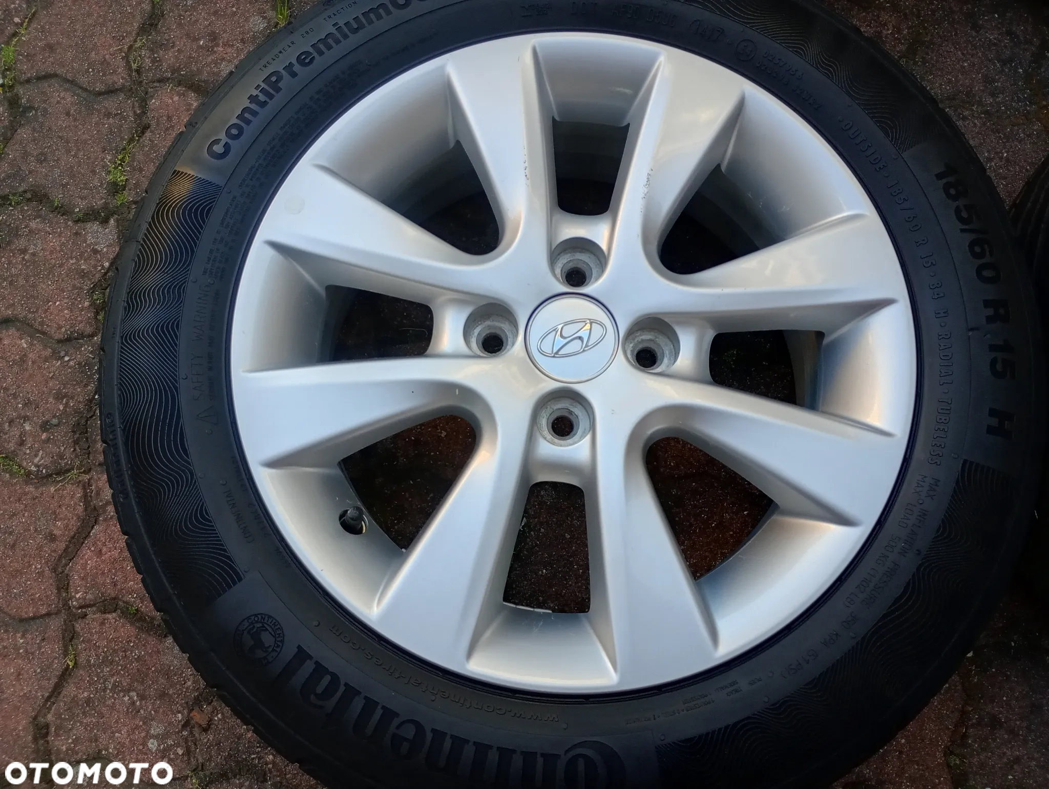 Alufelgi Hyundai I20  śruby 4 x 100  185/60/15 - 2