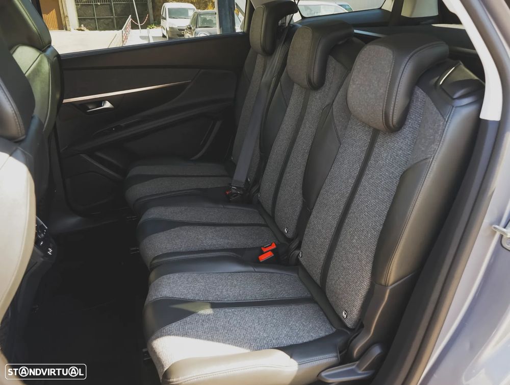 Peugeot 5008 BlueHDI 130 EAT8 Allure - 35