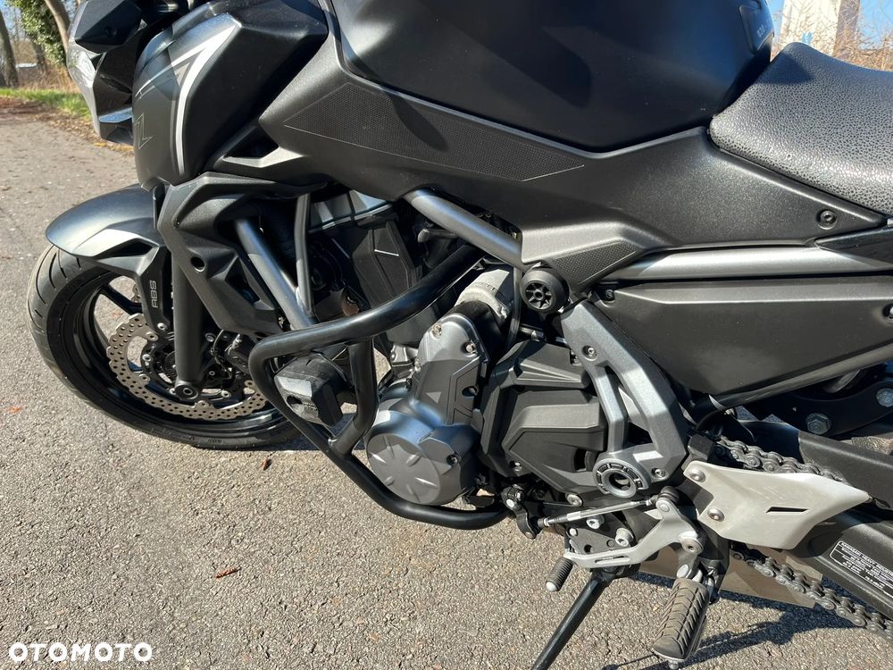 Kawasaki Z 650 - 11