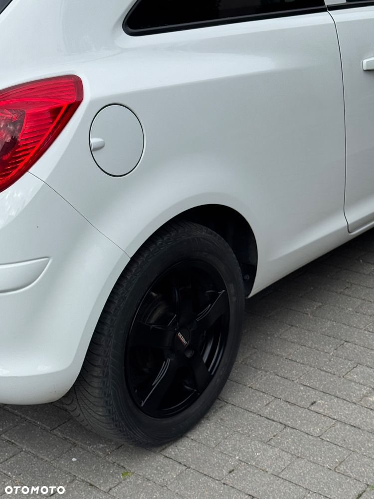 Opel Corsa - 3
