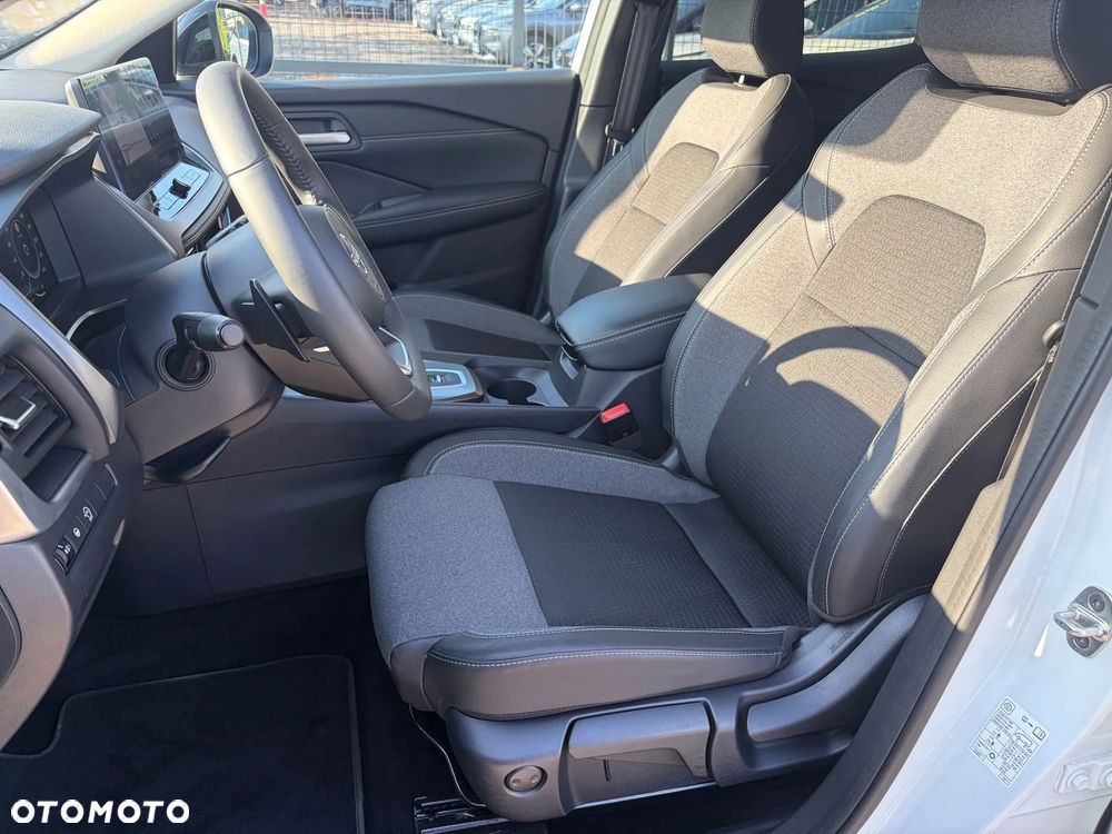 Nissan Qashqai 1.3 DIG-T mHEV N-Connecta Xtronic - 10