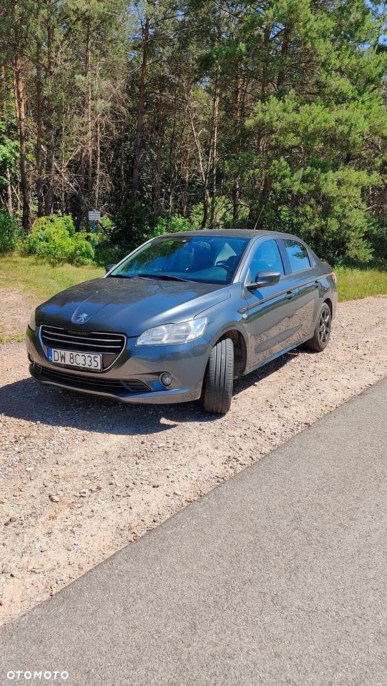 Peugeot 301 2013 photo 2