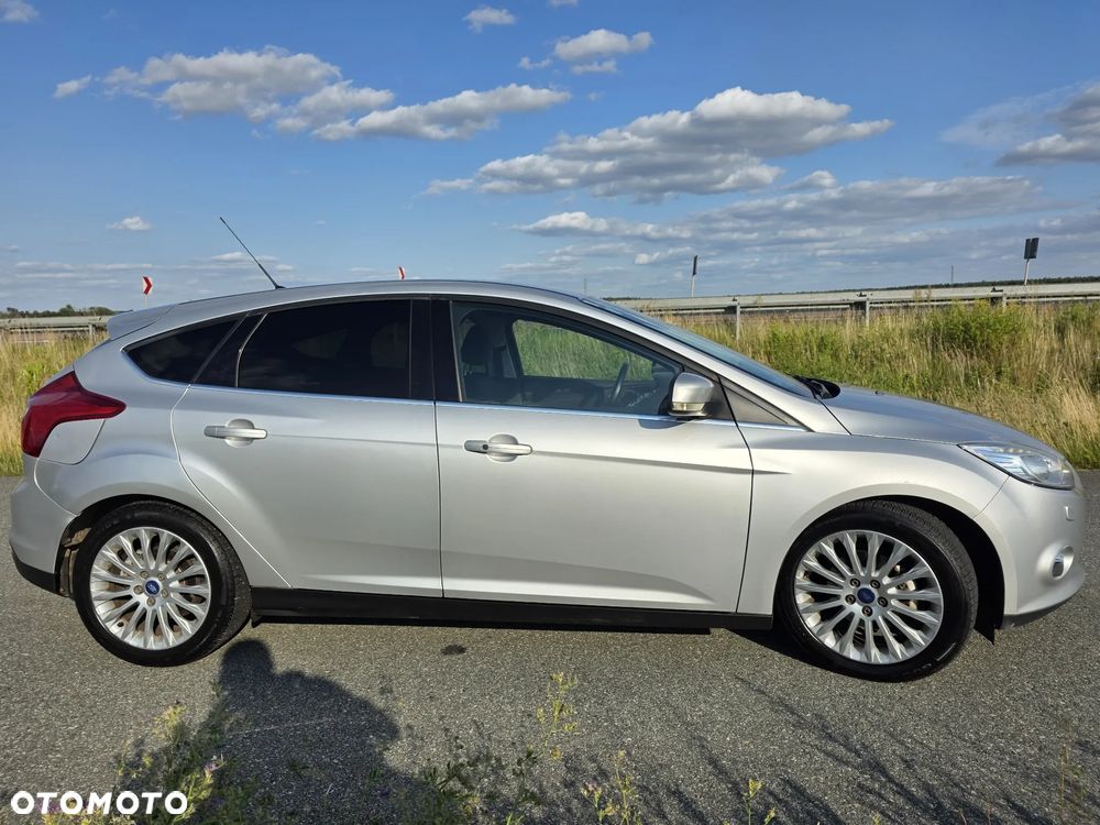 Ford Focus 1.6 TDCi DPF Start-Stopp-System Titanium - 9