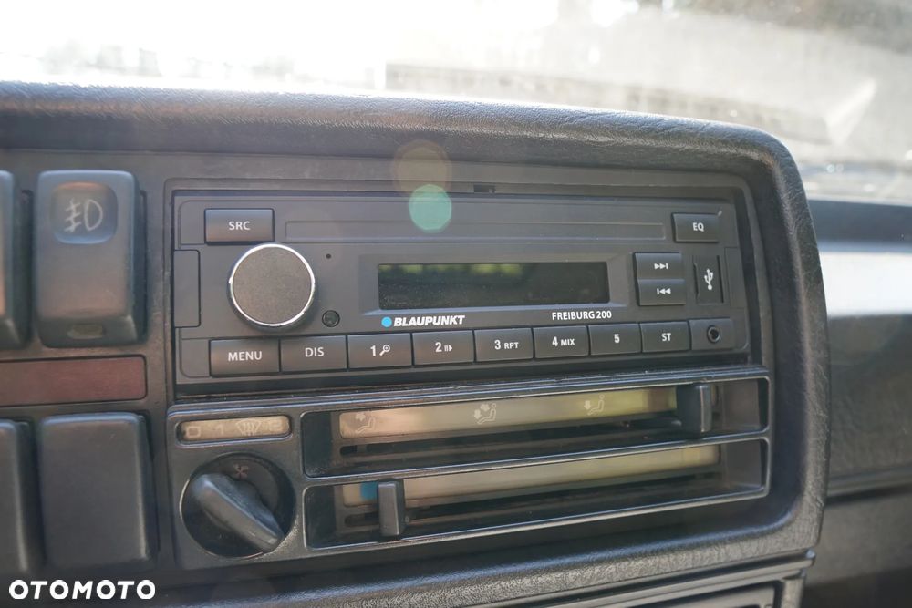 Volkswagen Golf - 14