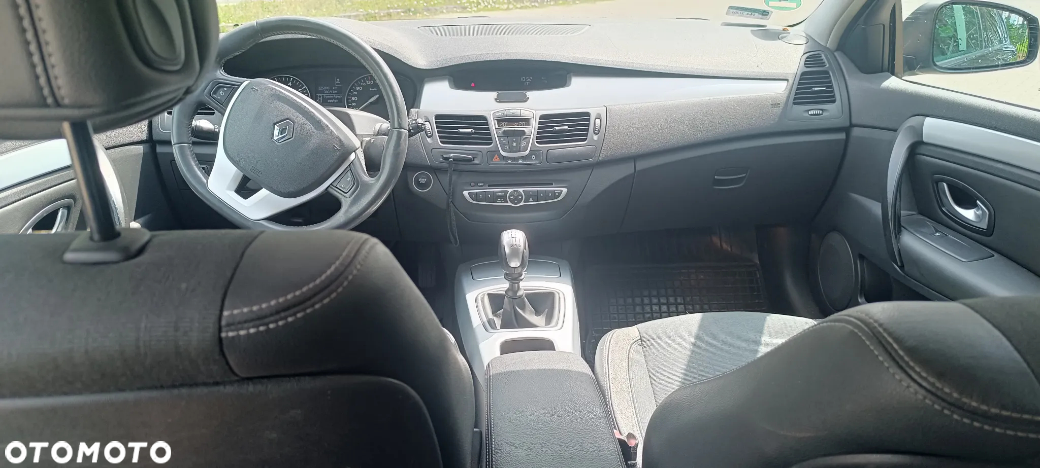 Renault Laguna - 8