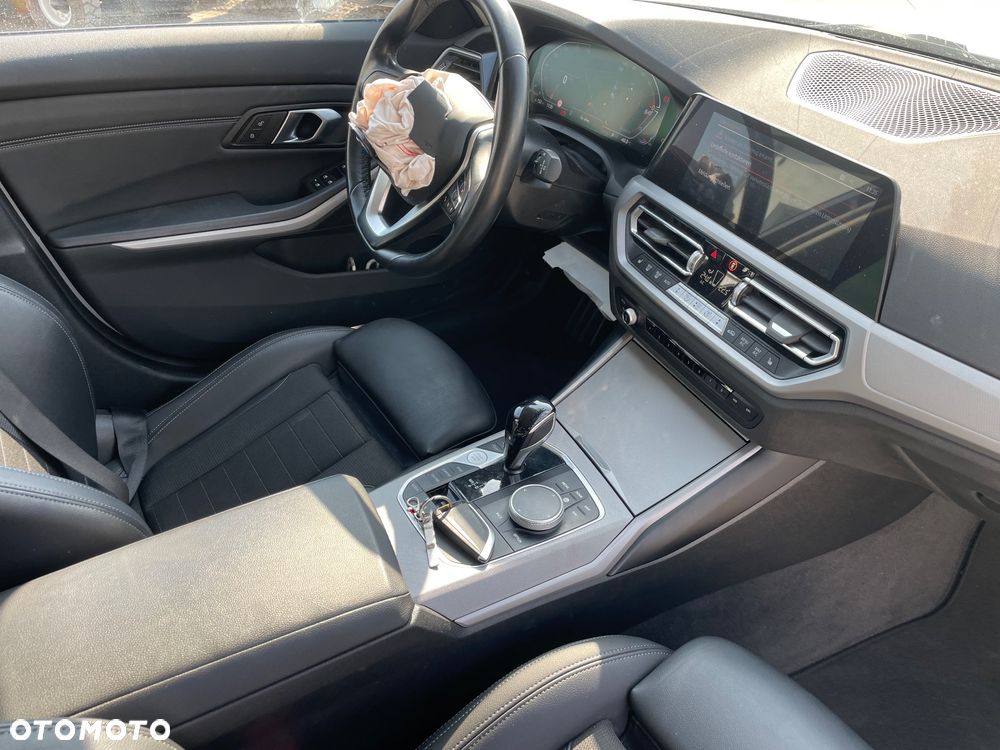 BMW Seria 3 318i Sport Line sport - 6
