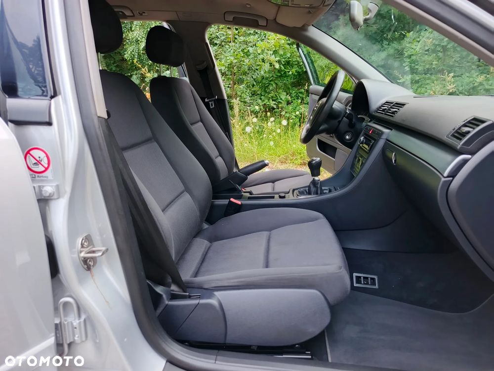 Audi A4 Avant 1.6 - 8