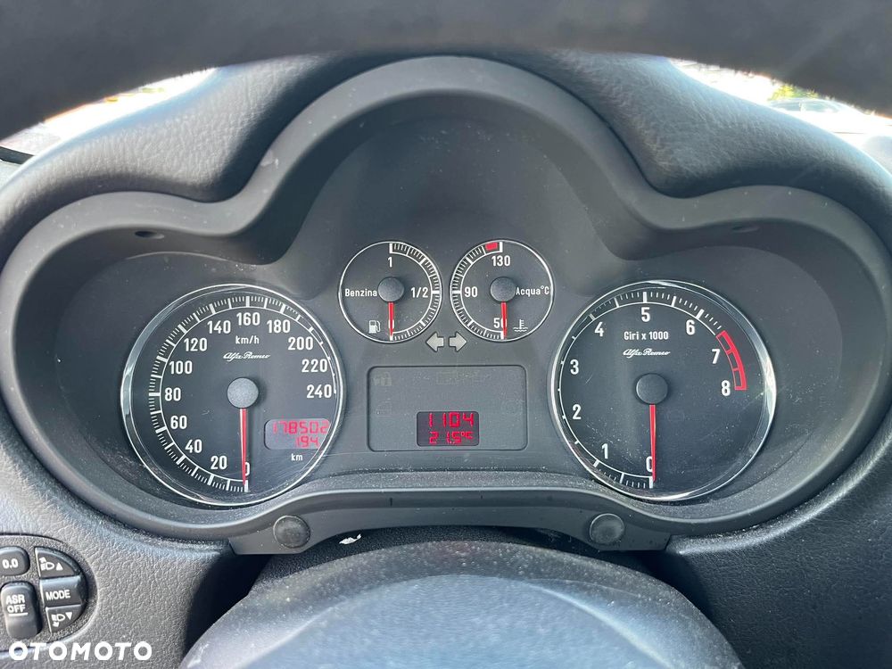 Alfa Romeo 147 1.6 Twin Spark ECO Progression - 9