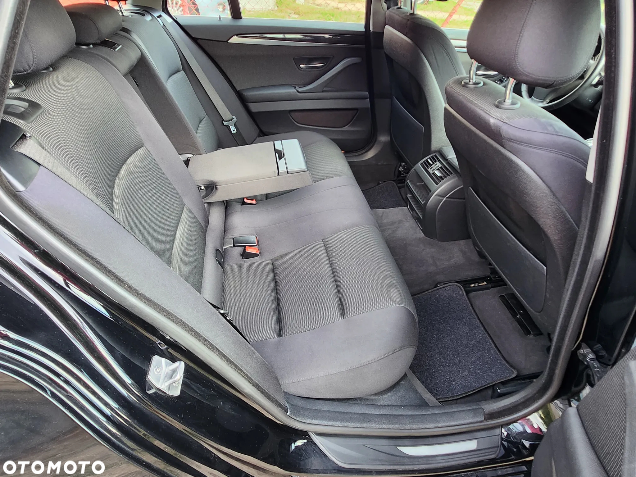 BMW Seria 5 520d Touring - 7