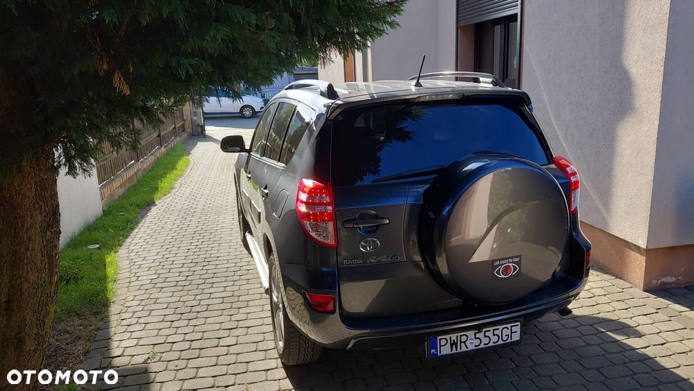 Toyota RAV4 2.2 D-4D Sol - 4