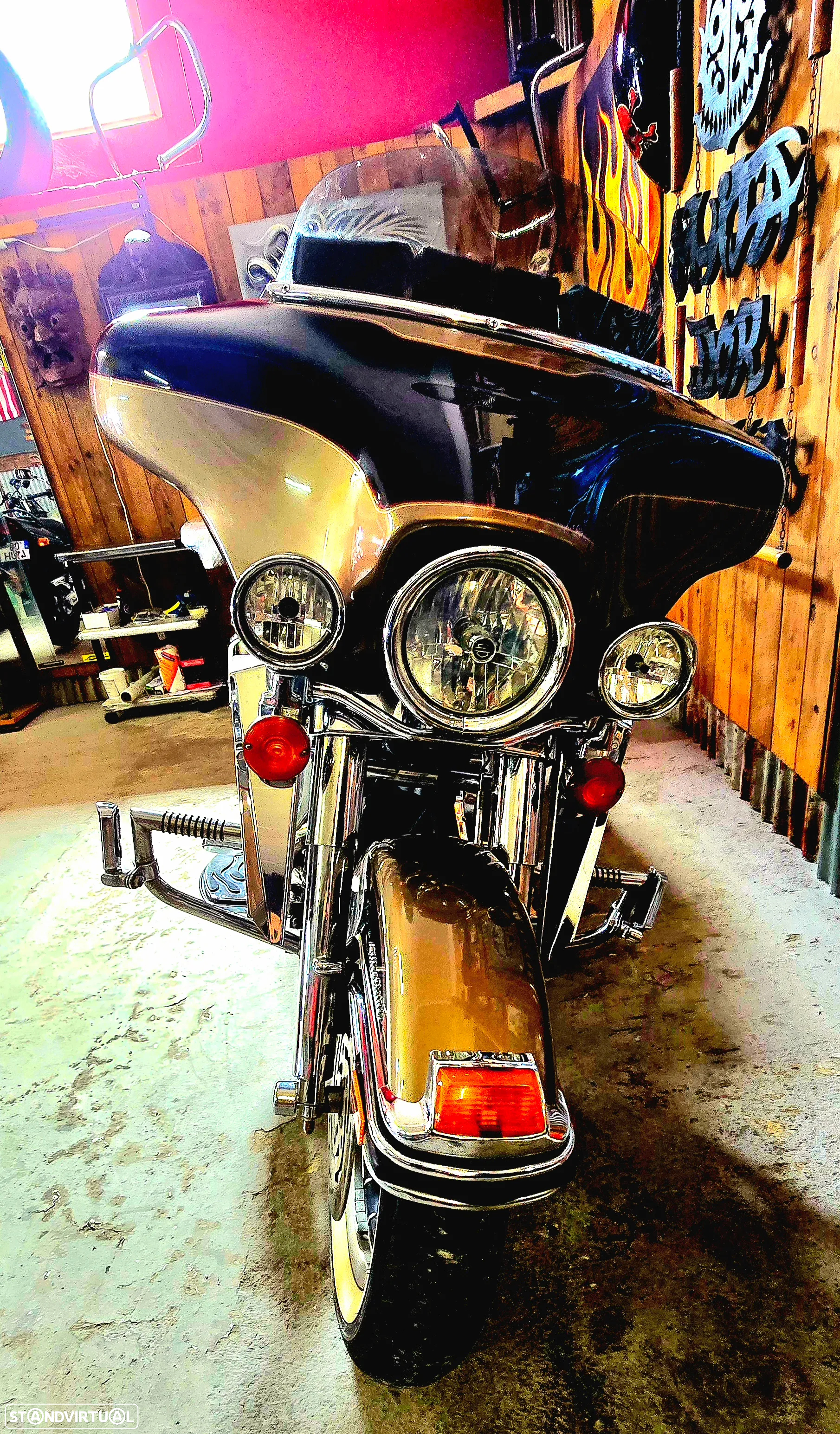 Harley-Davidson FLHTCUI - 9