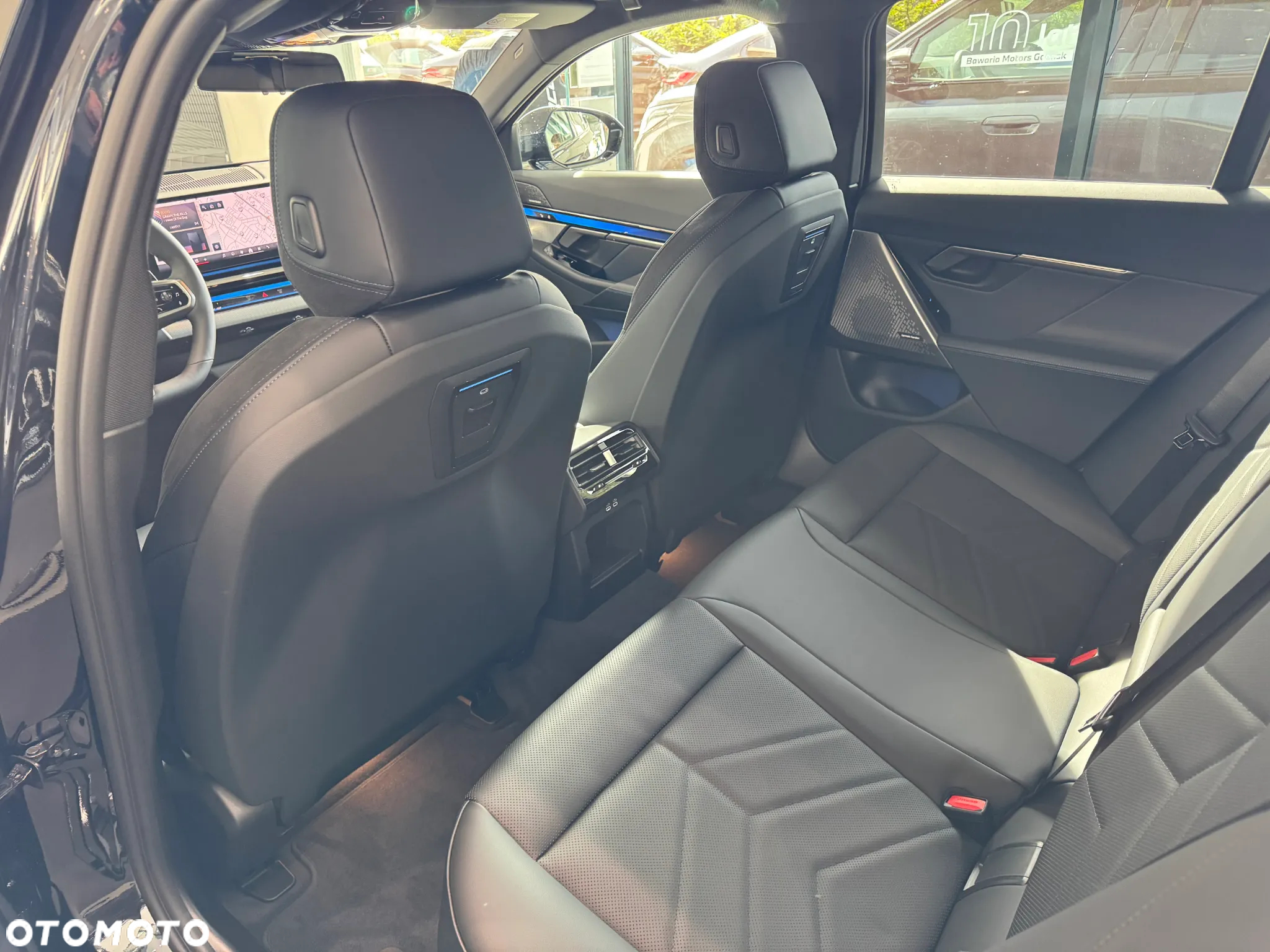 BMW Seria 5 520i mHEV - 7