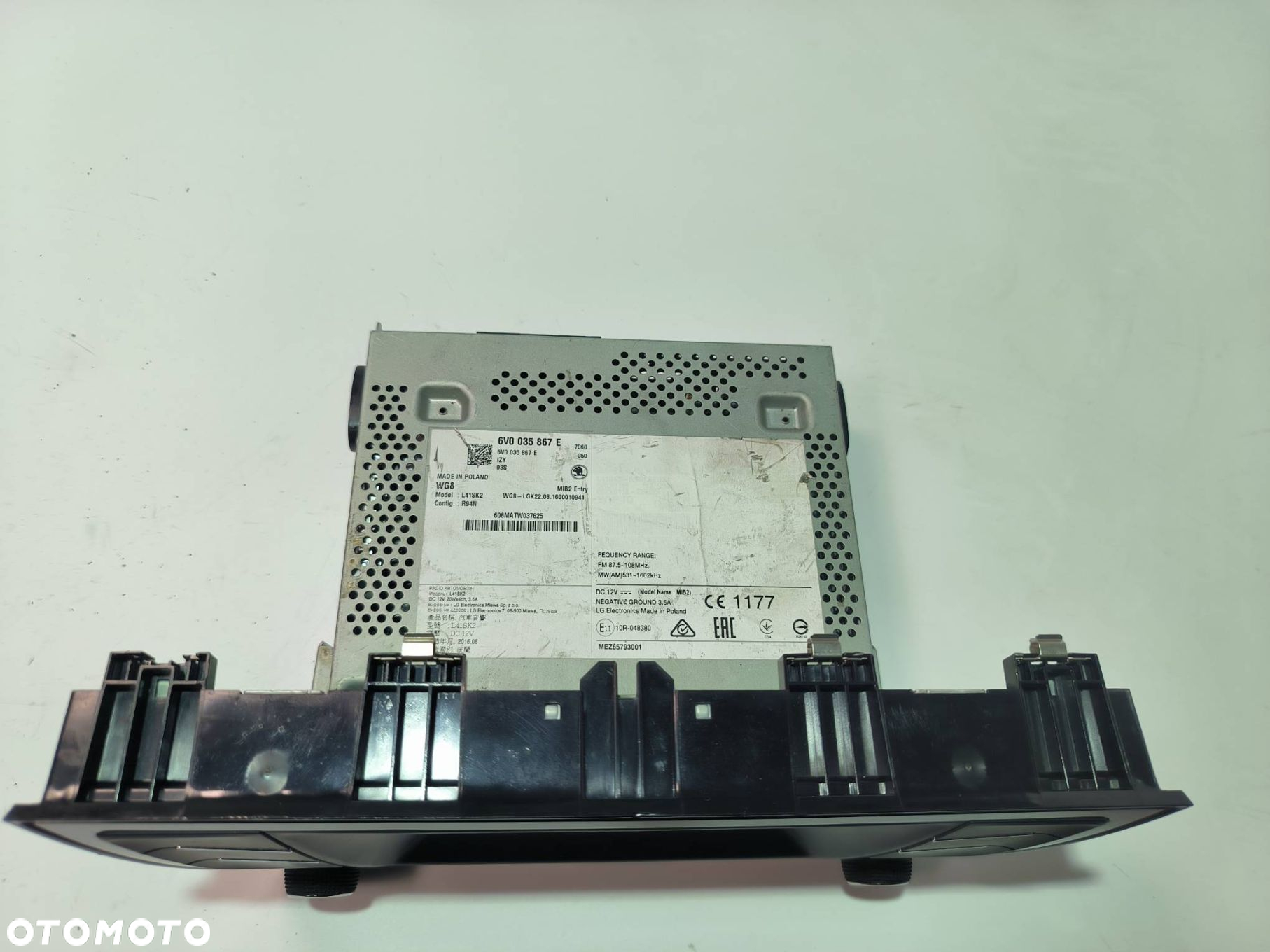 RADIO SKODA FABIA III 6V0035867E - 4