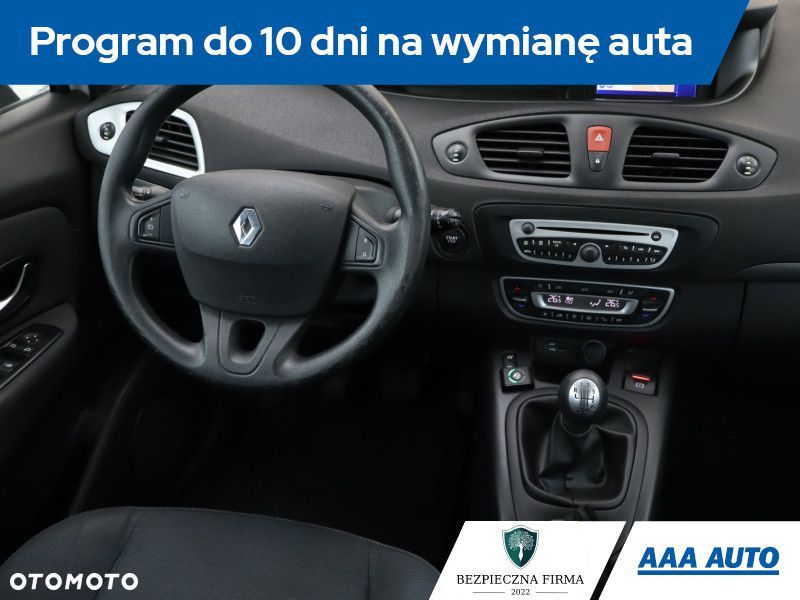 Renault Grand Scenic - 9